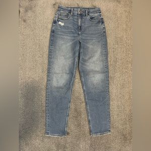 American Eagle Curvy Mom Jeans - Size 0 Regular